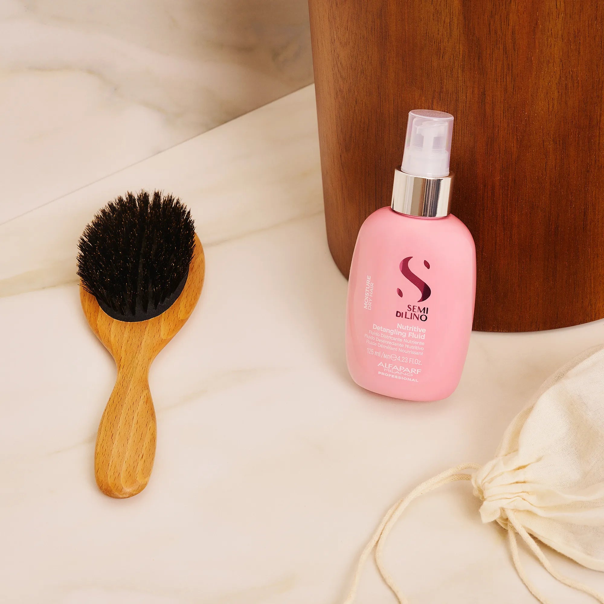 Fluido Nutritivo y Desenredante Semi Di Lino Moisture para Cabello Seco 125 ml