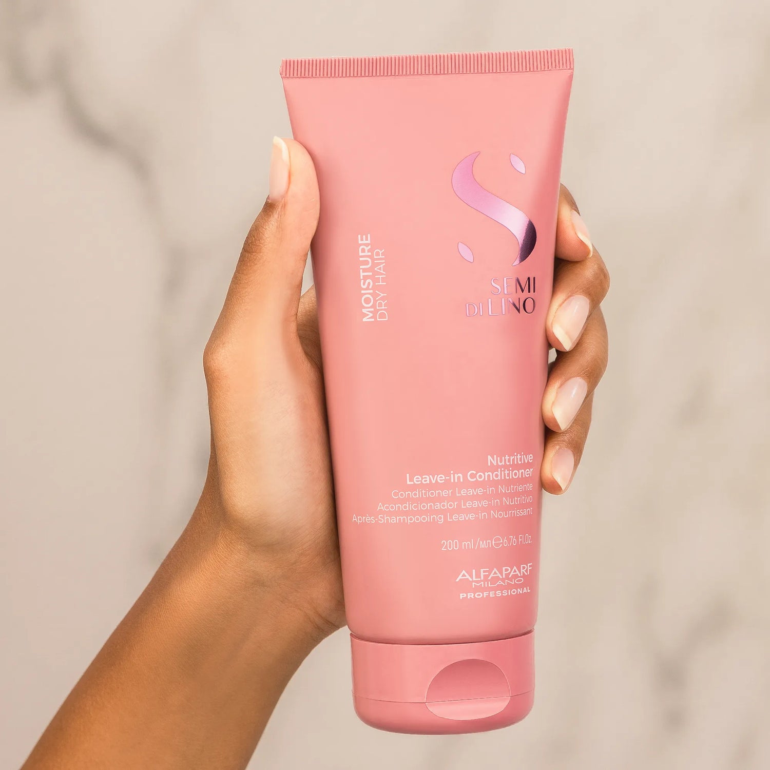 Acondicionador nutritivo sin enjuague para cabello seco – Suavidad, brillo y control sin peso | Semi Di Lino Moisture 200ml