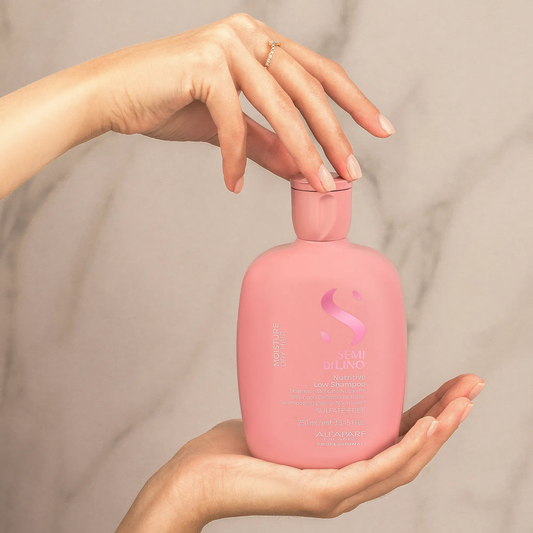 Shampoo Nutritivo sin Sulfatos Semi Di Lino Moisture para Cabello Seco 250 ml