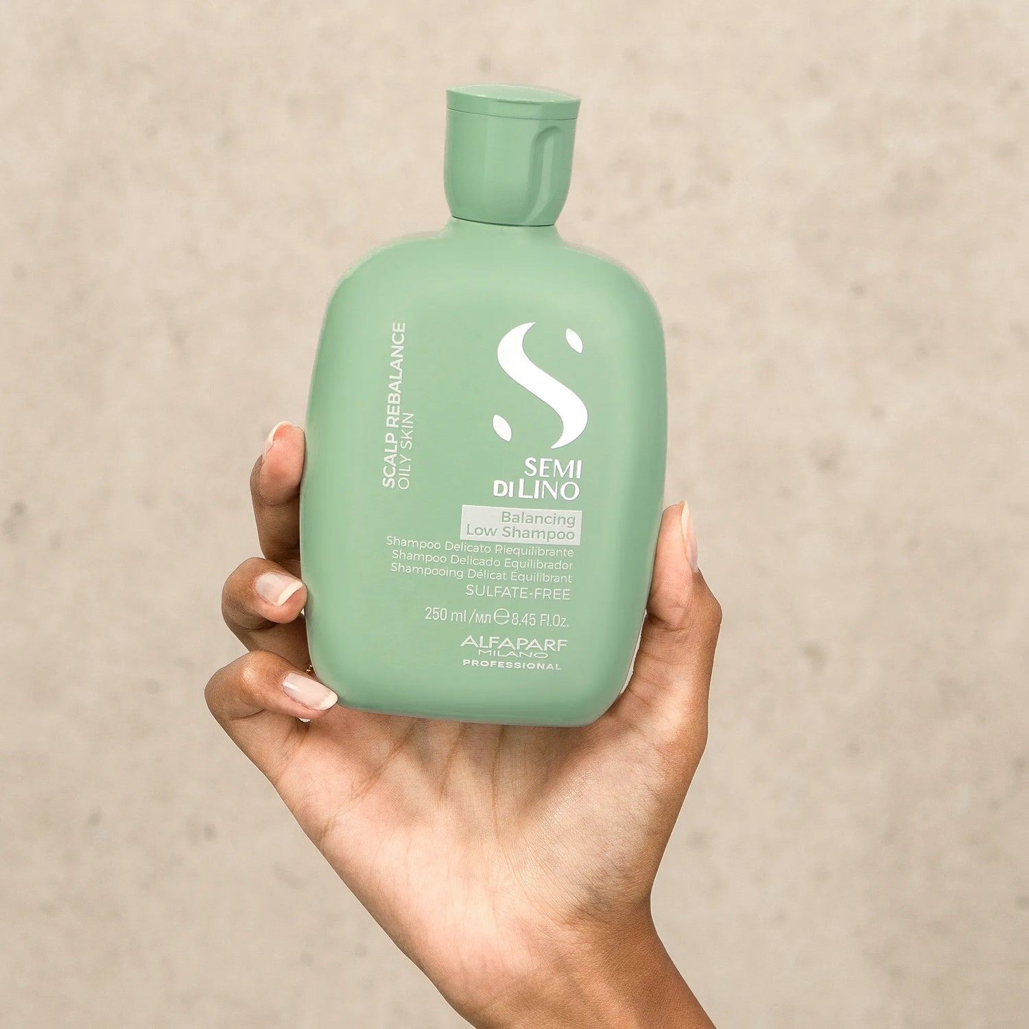 Shampoo Equilibrante Semi Di Lino Scalp Renew para cabello graso 250 ml