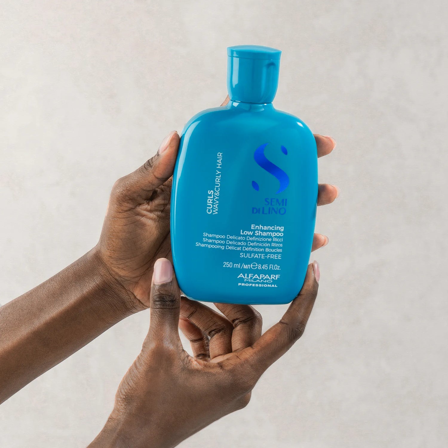 Shampoo Potenciador Semi Di Lino Curls para Cabellos Rizados y Ondulados 250 ml