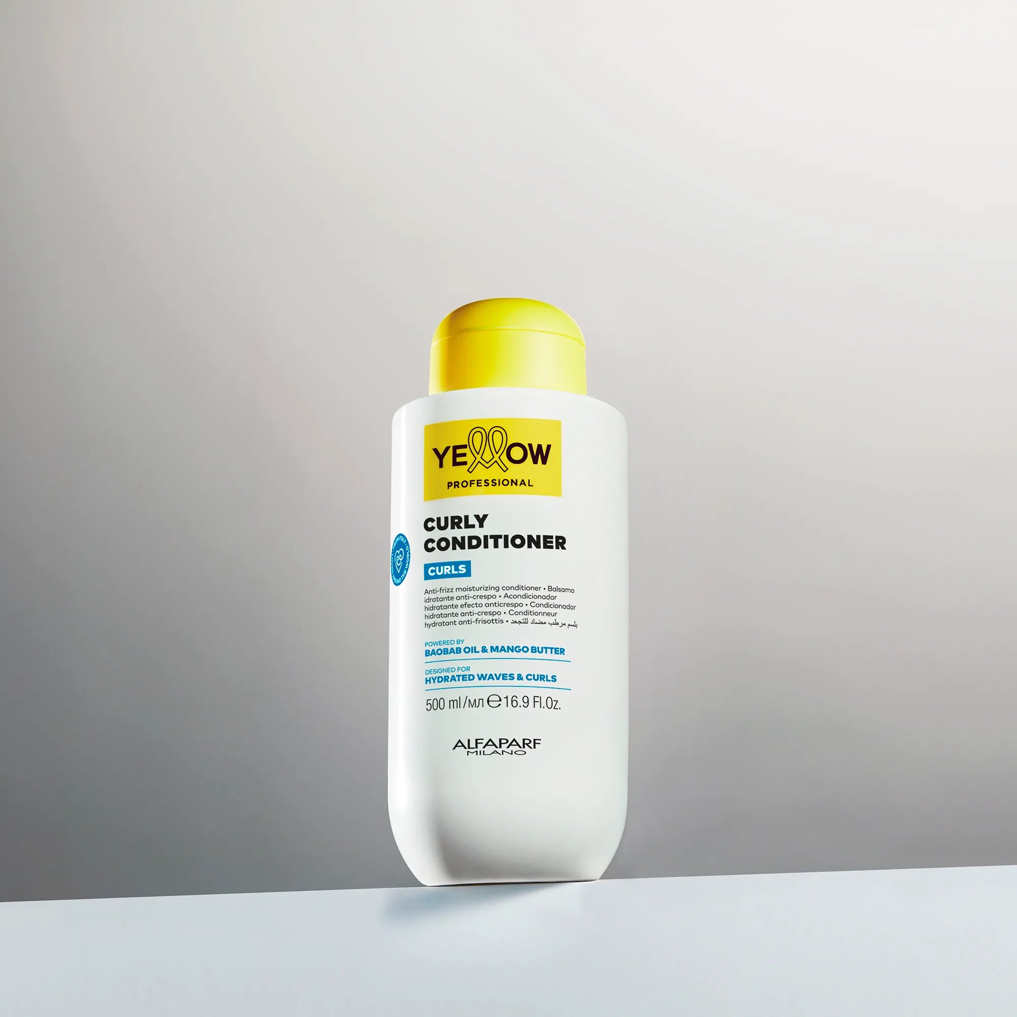Acondicionador Hidratante efecto anti frizz Yellow Curls para cabello ondulado, rizado 500 ml